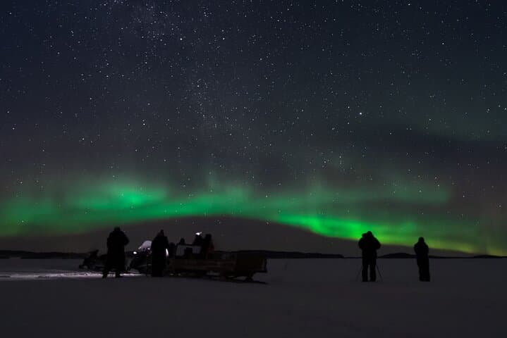 Northern lights tour to Lake Inari from Ivalo, Reindeers & Dinner