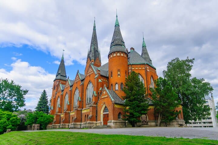 Historic Turku Private Walking Tour – Cultural Heritage