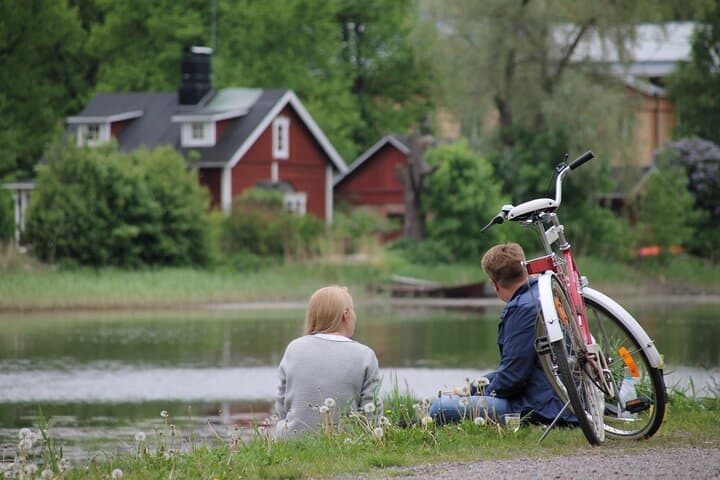 Romance in Porvoo - Private Walking Tour