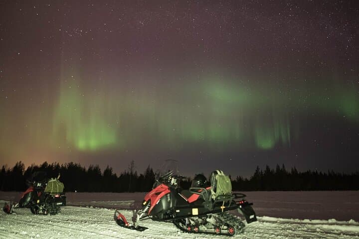 3-Hour Snowmobile Safari to Search Northern Lights in Levi