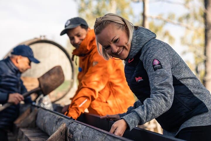 Apukka Gold Rush Experience in Rovaniemi