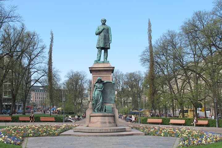Helsinki&Porvoo Tour with Private Transportation & Personal Guide