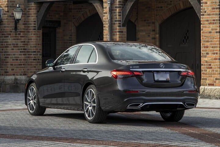 Arrival Private Transfer Helsinki airport HEL to Helsinki by Car
