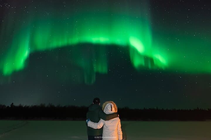 Rovaniemi: 5-star Northern Lights Hunting + Pro Photos & Videos