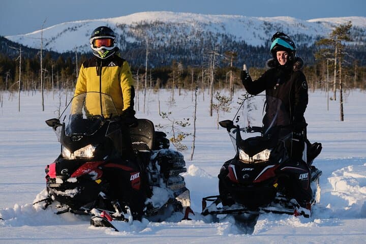 2 Days Snowmobile Shipping to Finnish Lapland