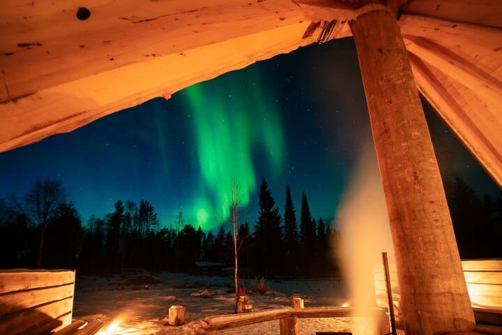 Rovaniemi Insider: Northern lights trip for families