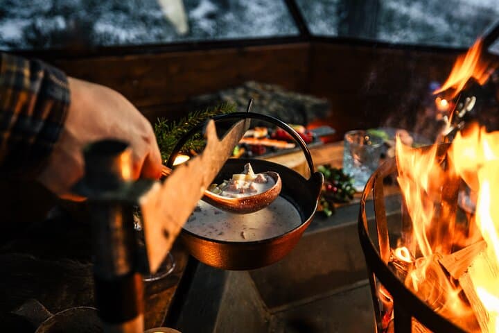 "ICEBREAKER" Ice Fishing VIP Tour & Gourmet Lunch in Glass Igloo*