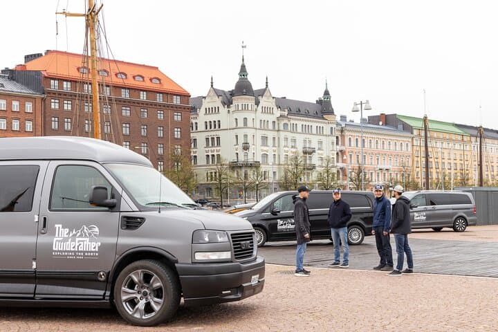 Exclusive Grand Tour Helsinki and Porvoo Old Town