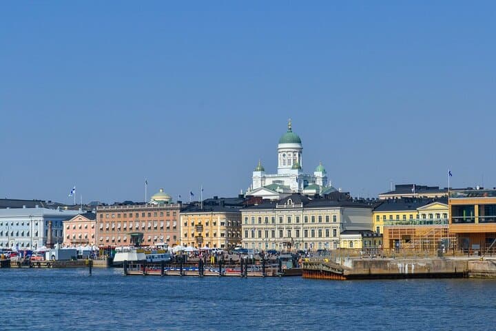 Helsinki & Suomenlinna: City Highlights Tour with Ferry Ride