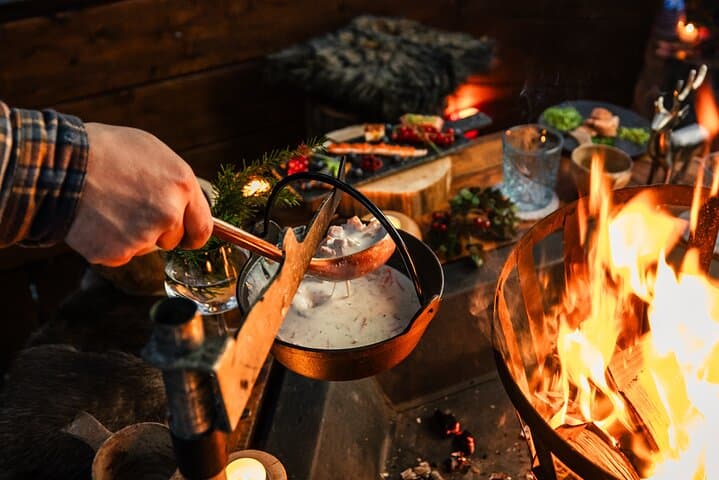 VIP Enchanted Evening Igloo Dining Northern Lights in the Forest
