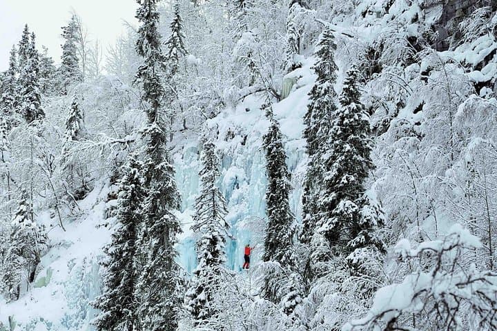 Kemijärvi Insider: Korouoma Frozen Waterfalls