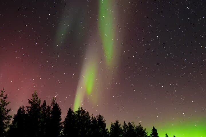 Kemijärvi Insider: Guided Aurora Hunting