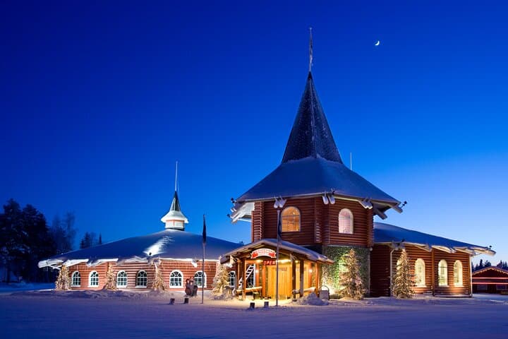 Kemijärvi Insider: Guided Santa Claus Village Tour in Rovaniemi