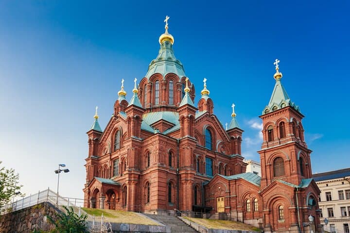 Helsinki and Suomenlinna Day Tour with Ferry Ride
