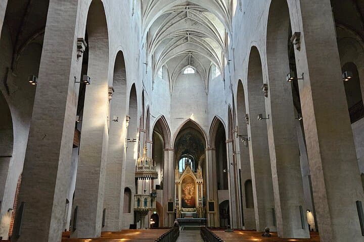 Medieval Turku: Castle & Old Town Private Tour from Helsinki