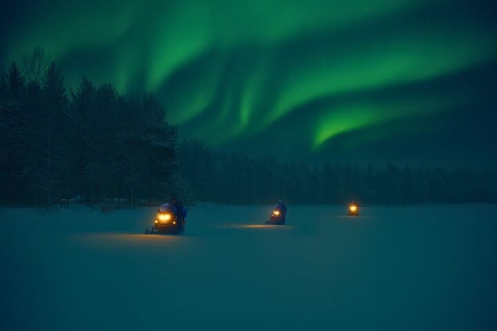 Rovaniemi: Snowmobile Safari & Northern Lights (New Snowmobiles)