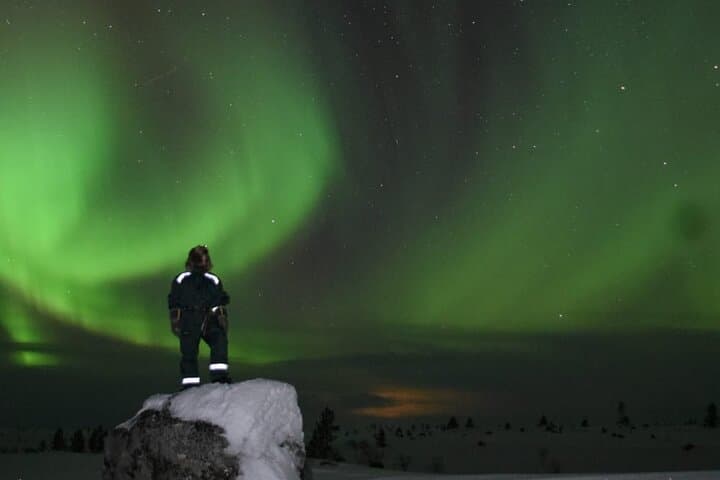 Luxury Aurora Tour with Finnish Delicacies & Private Guide