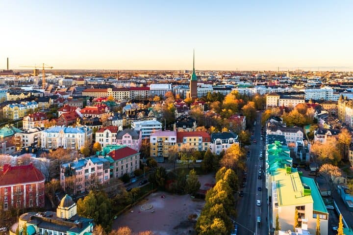 Helsinki Private Walking Tour with a Local