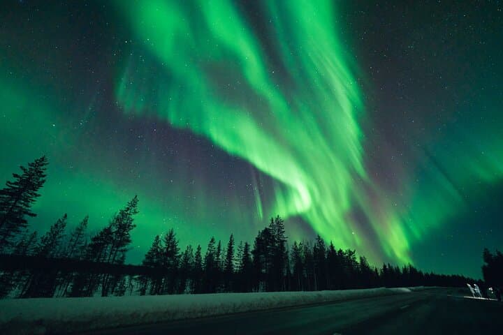 Rovaniemi: Private Aurora Hunt with Money Back Guarantee
