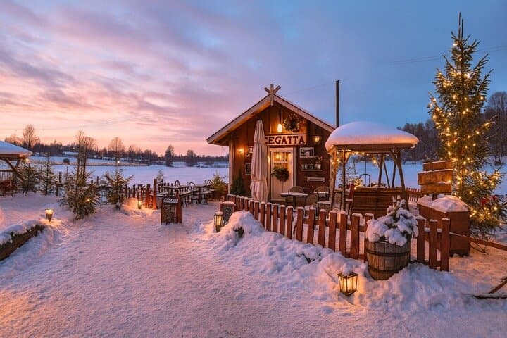 Helsinki Christmas Lights Self Guided Walking Tour with an APP