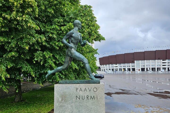 Helsinki Layover & Highlights Tour with Private Airport Transfer