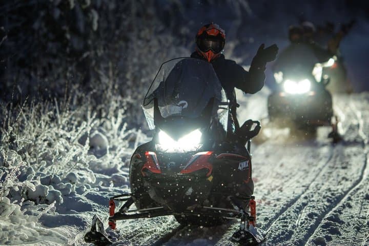 Evening Adventure with Snowmobile and Snacks