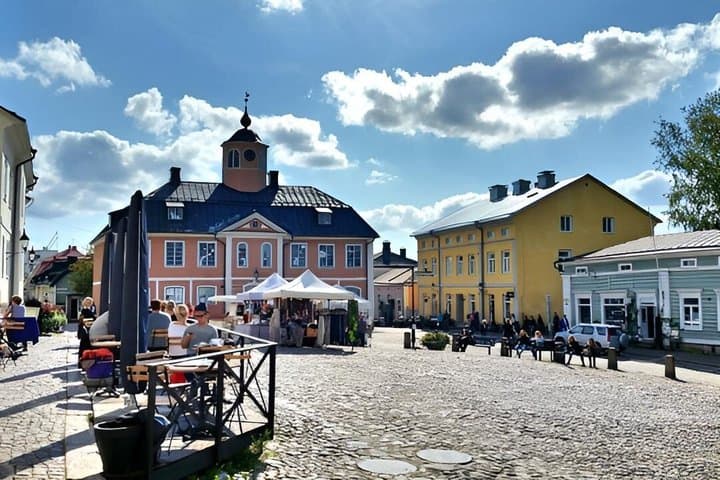 Porvoo Old Town and Riverside Heritage Guided Tour from Helsinki