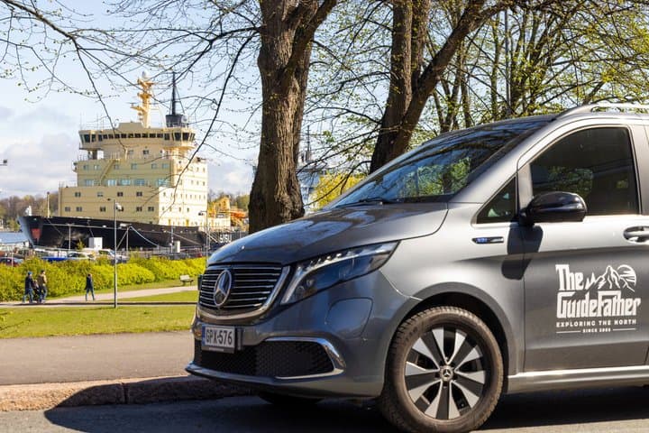 Exclusive Grand Tour Helsinki and Porvoo Old Town
