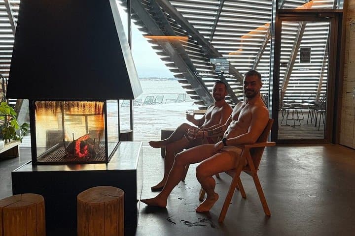 Helsinki: Löyly Sauna Entry Ticket & Friendly Sauna Guide