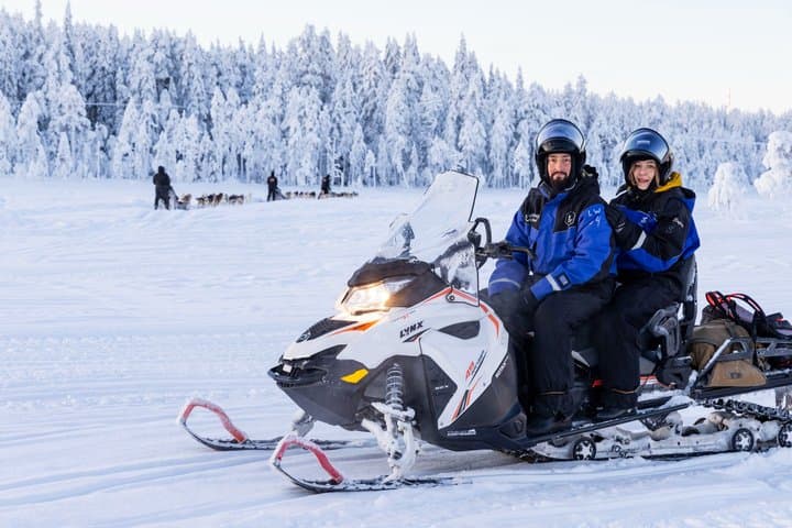 Snowmobile Safari to Husky Farm - Rovaniemi