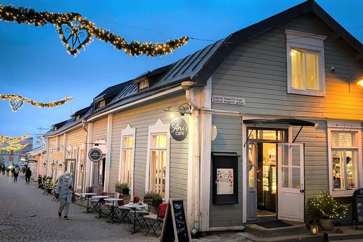 Porvoo Old Town and Riverside Heritage Guided Tour from Helsinki