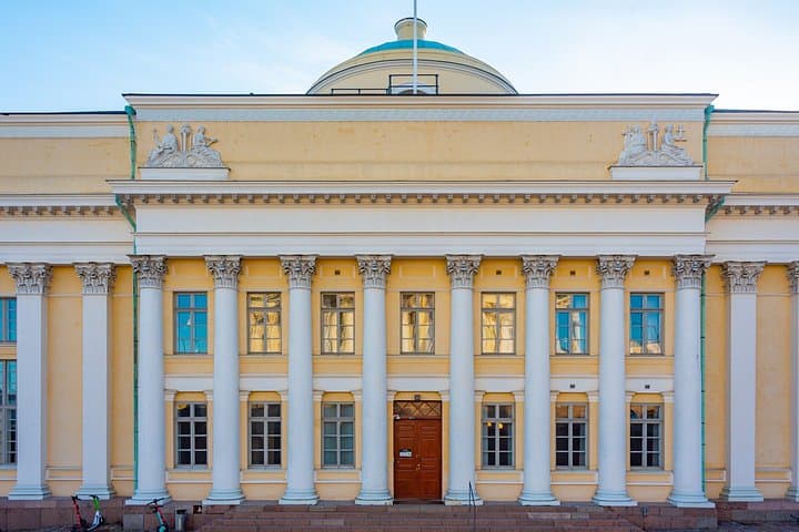 Helsinki Private Guided Finland Country History Tour