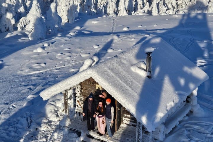 Guided Hike to Kivalot Hills and Jager Cabin