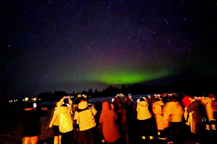 Northern Lights Auroras from Kemi-Tornio with Pickup