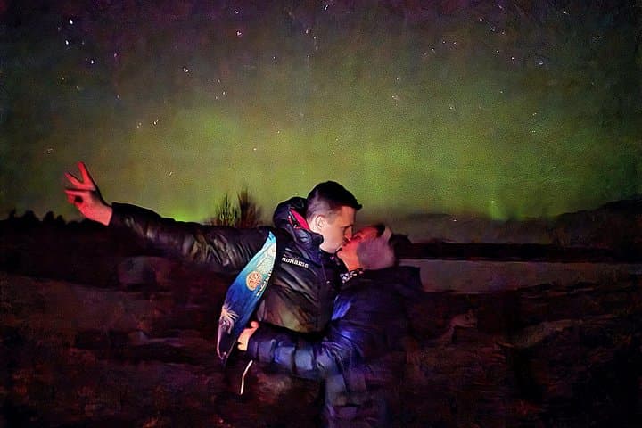 Northern Lights Auroras from Kemi-Tornio with Pickup