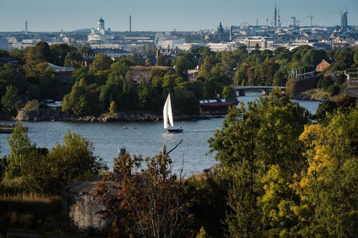 Helsinki City and Archipelago Guided RIB Boat Tour