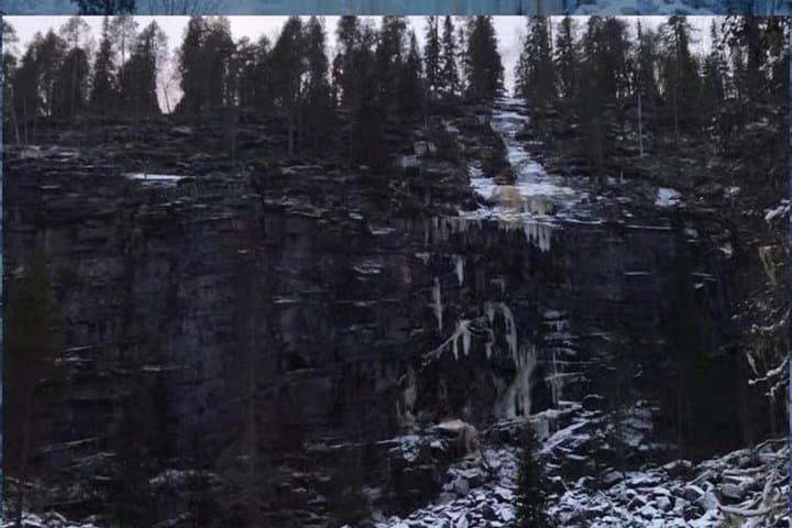 Rovaniemi Korouoma Frozen Waterfalls Tour and Barbecue Salmon