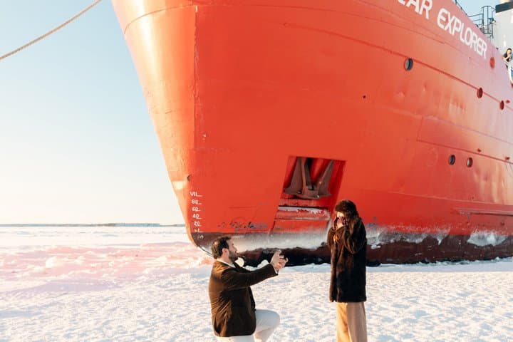 Rovaniemi: Polar Explorer Icebreaker Cruise with Ice Floating