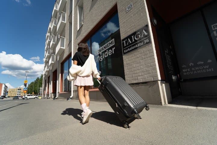 Rovaniemi: Insider 24 Hour Luggage Storage
