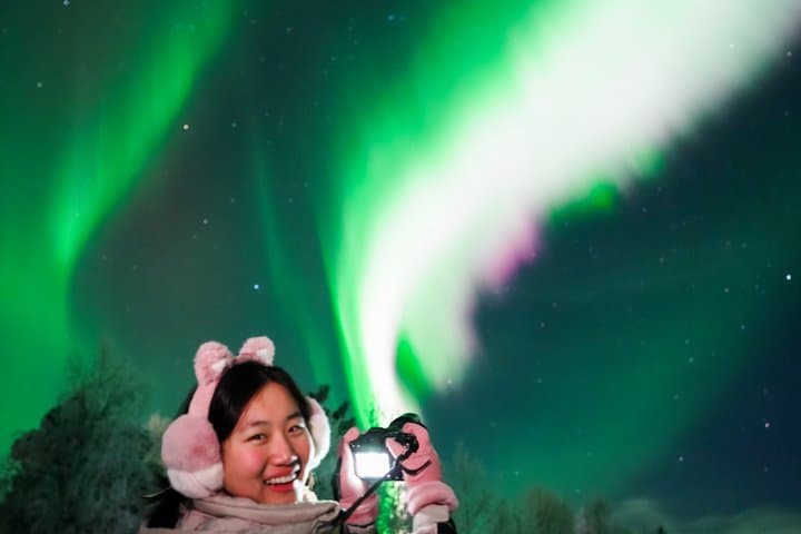 Rovaniemi: Northern Lights Hunt + Photos & 100% Guarantee Refund